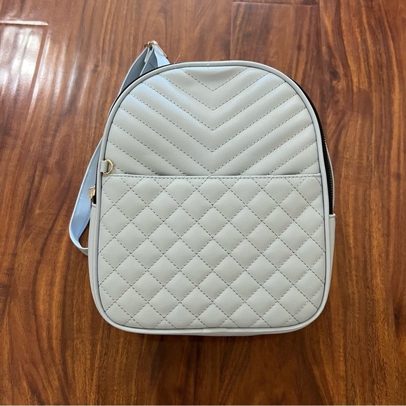 NWT Vegan Baby Blue Quilted Backpack Satchel Bag Purse with Pockets - Picture 3 of 9